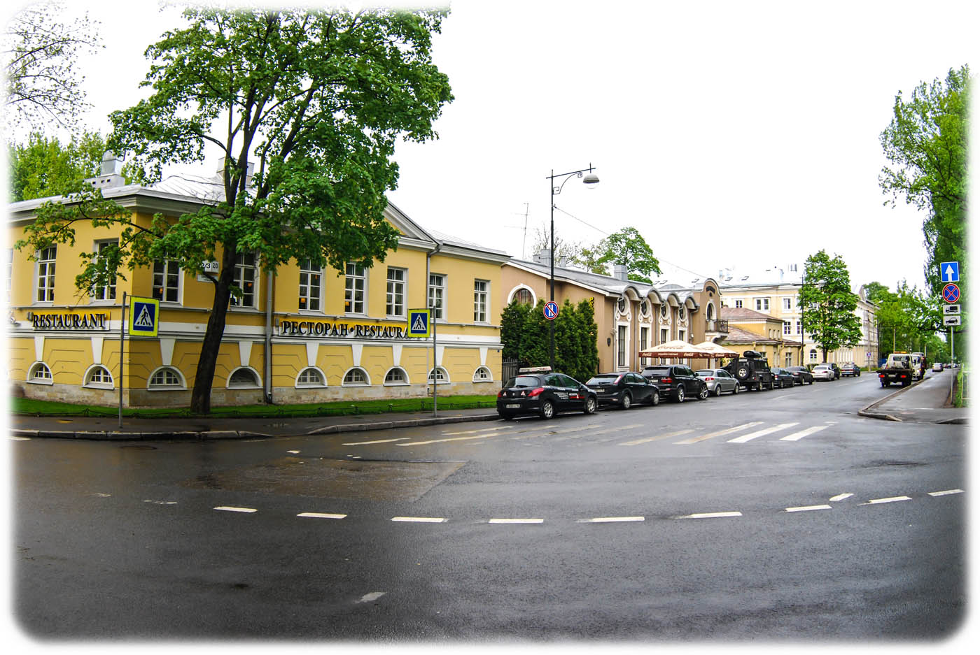 Лучшие рестораны и кафе в городе Пушкине. Где быстро и недорого поесть в  Пушкине. Меню и краткий обзор лучших ресторанов и кафе Пушкина. Мобильная  версия сайта А-Парк.рф